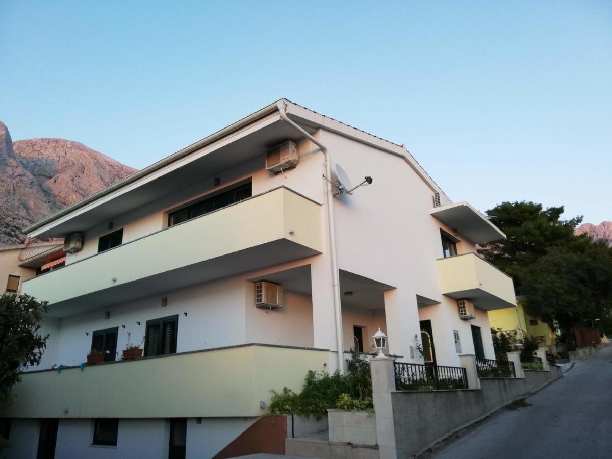 Apartments Sanja Baška Voda Zewnętrze zdjęcie