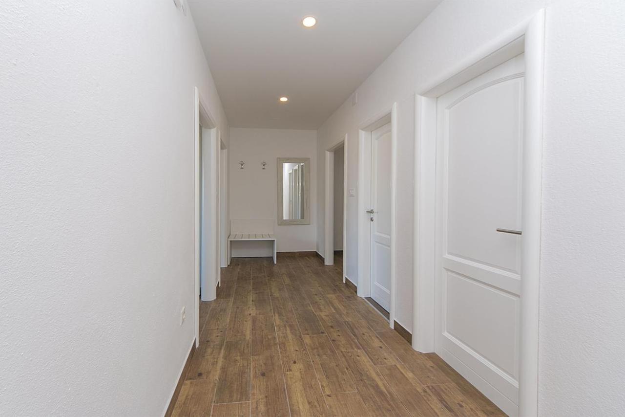 Apartments Sanja Baška Voda Zewnętrze zdjęcie