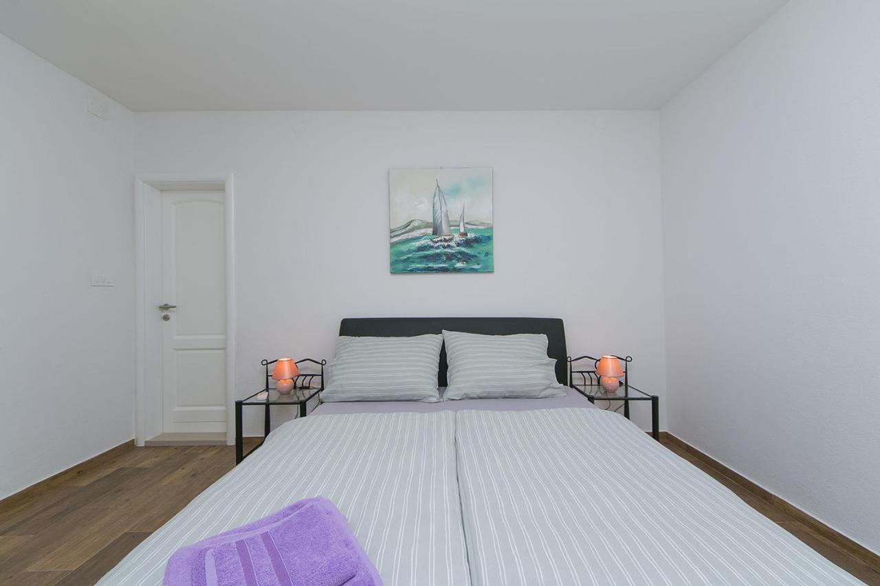Apartments Sanja Baška Voda Zewnętrze zdjęcie