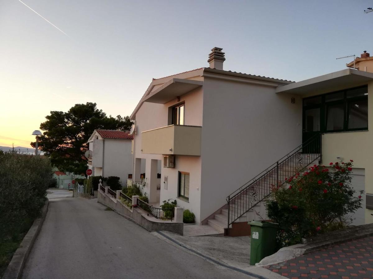 Apartments Sanja Baška Voda Zewnętrze zdjęcie